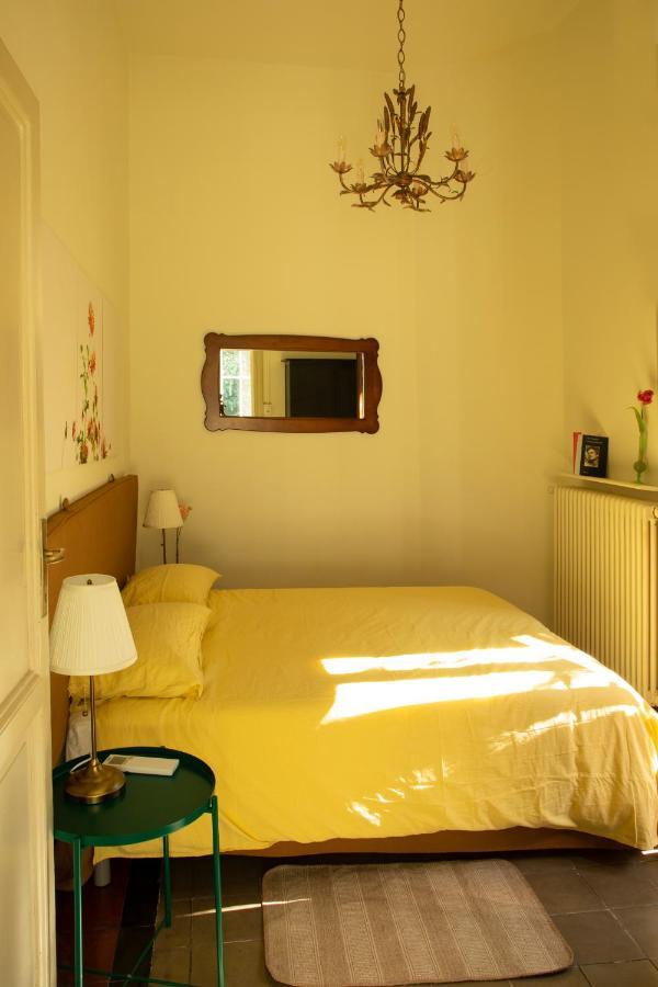 Villino Liberty Apartment เชอร์นอบบิโอ ภายนอก รูปภาพ